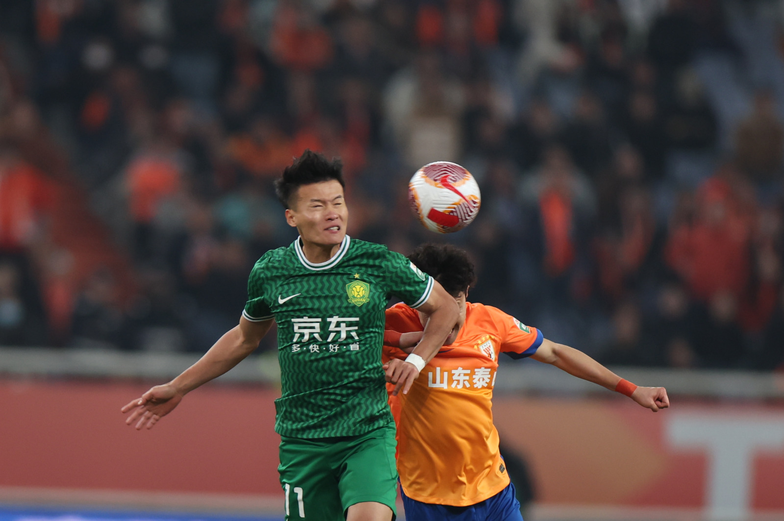 国安客场完胜鲁能,继续稳居中超前四场